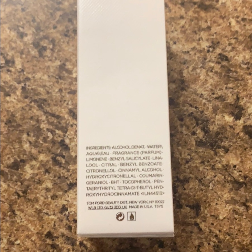 Tom Ford Eau De Soleil Blanc 1.7 oz/ 50ml - Picture 2 of 2